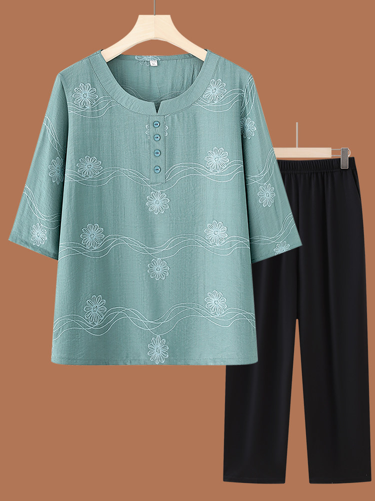 Women Fashion Over 60 - Ensemble haut et pantalon à manches